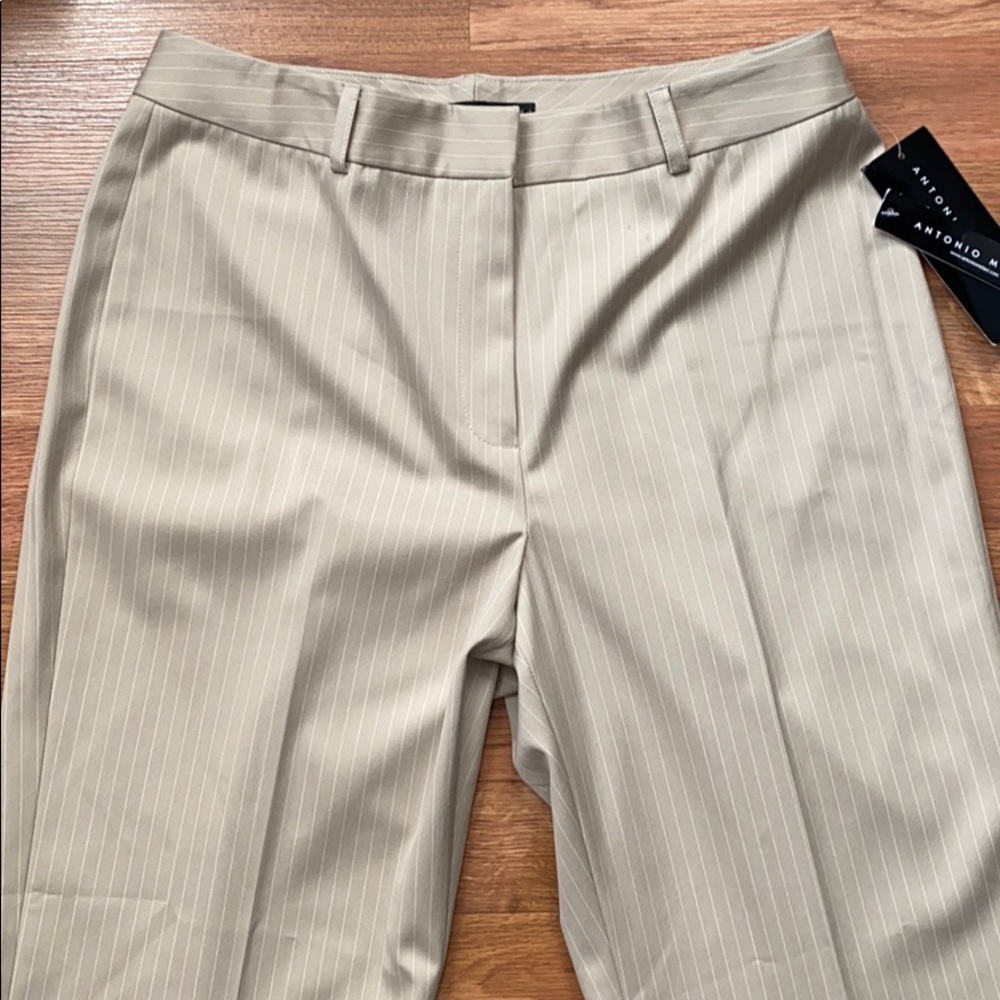 NWT Antonio Melani beige pinstriped slacks, size 6